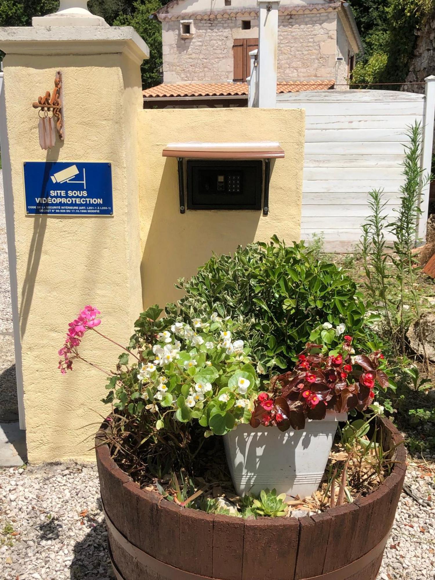 Willa D'Est En Ouest Montcuq Zewnętrze zdjęcie